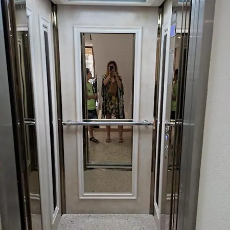 Prestige Private Apartment-studio 46 Апартаменты *