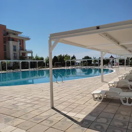 Prestige Private Apartment-studio 46 * Święty Włas